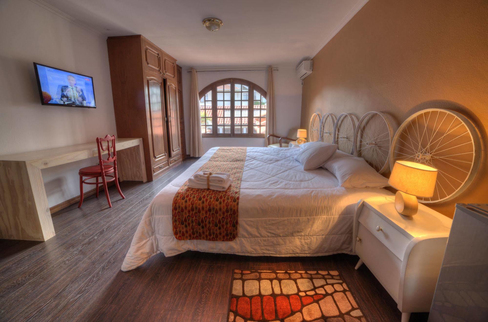 La Tua Casa Hotel Boutique Cochabamba Zewnętrze zdjęcie